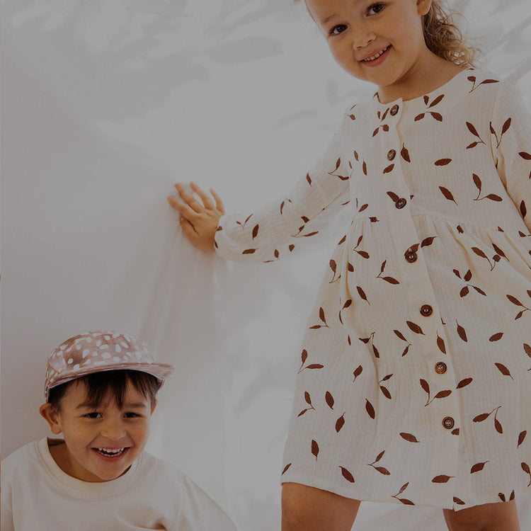 Kids clothing & accessories